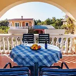 Apartament Mare