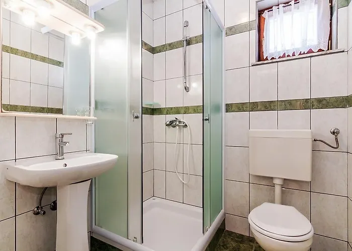 Mare Apartment Vir