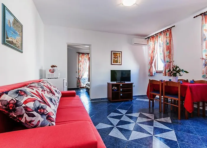 Mare Апартаменты Вир