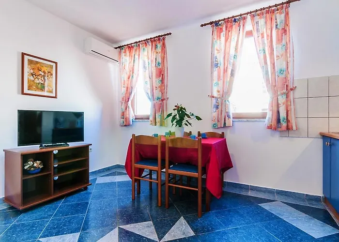 Mare Apartment *